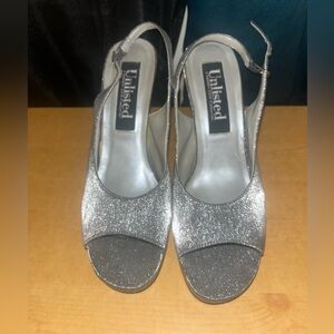 Sliver Pumps